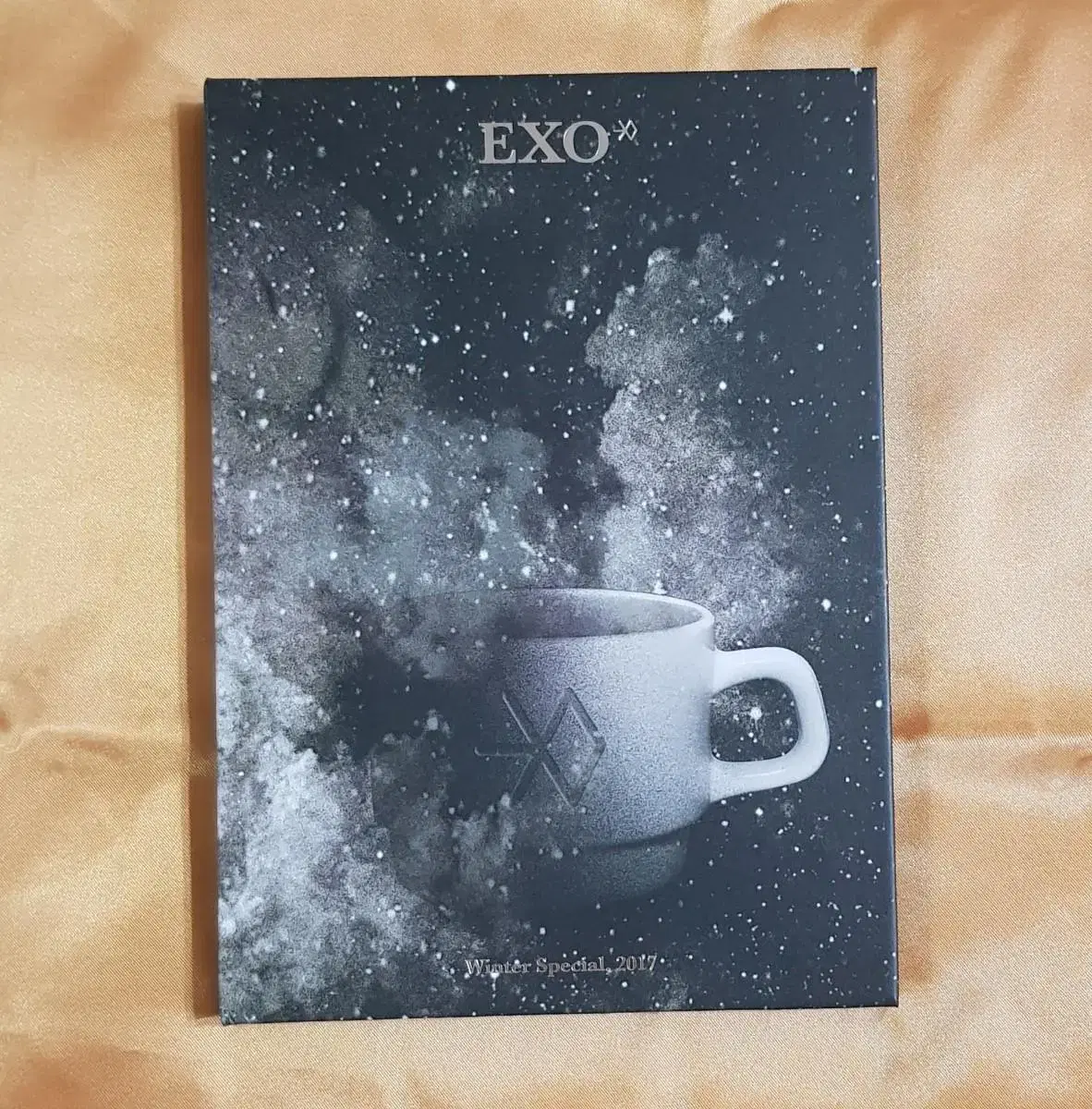 엑소앨범 음악cd 2017년 겨울스페셜 UNIVERSE